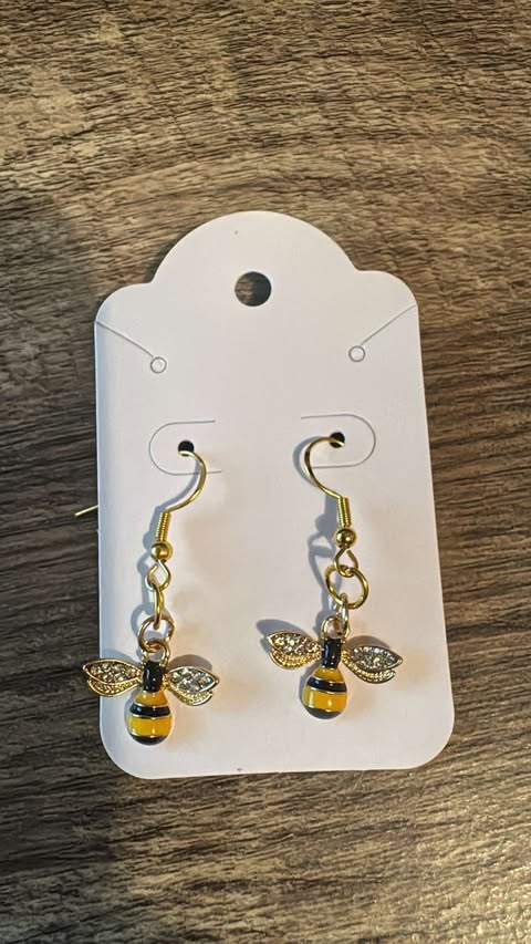 bee earrings