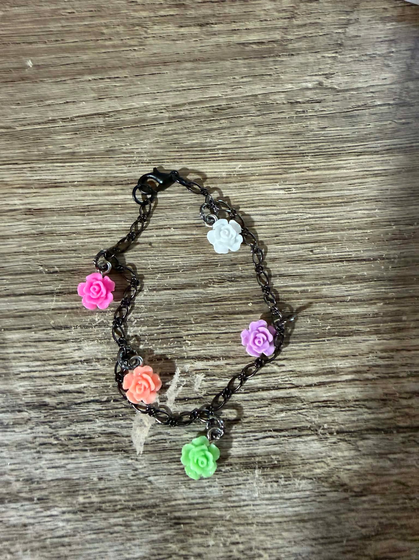Rose bud bracelet